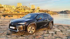 Preto grafite Usado 2021 Lexus UX 300e SUV | € 32.950