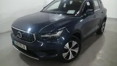 Azul Usado 2022 Volvo XC40 SUV | € 30.890 (Preço justo)