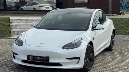 Usado Tesla Model 3 Standard Range 208 kW (283 HP) 2023 Sedan