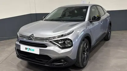 Usado Citroën C4 131 HP (96 kW) 2023 Cinza SUV