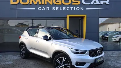 Cinzento Usado 2018 Volvo XC40 SUV | € 24.950 (Preço justo)