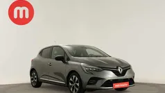 Cinzento Usado 2023 Renault Clio V Evolution | € 16.499 (Preço justo)