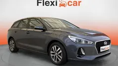 Cinza Usado 2017 Hyundai i30 Comfort Carrinha | € 13.480 (Bom preço)