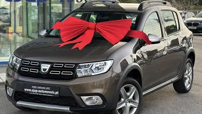 Outra Usado 2017 Dacia Sandero Stepway SUV | € 11.470 (Bom preço)
