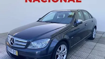 Usado Mercedes C220 170 HP (125 kW) 2008 Cinzento Sedan