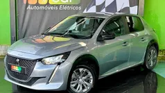 Usado 2023 Peugeot e-208 Allure Citadino | € 22.500 (Preço justo)