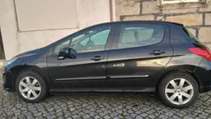 Preto Usado 2009 Peugeot 308 Citadino | € 4.800 (Preço justo)