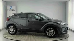 Usado 2023 Toyota C-HR SUV | € 33.490 (Preço justo)