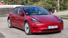 Vermelho Usado 2021 Tesla Model 3 Standard Range Sedan | € 26.000 (Bom preço)