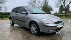 Cinzento Usado 2004 Ford Focus Carrinha | € 1.890 (Bom preço)