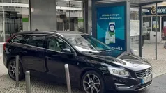 Preto Usado 2016 Volvo V60 Carrinha | € 15.800 (Preço justo)