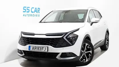 Branco Usado 2022 Kia Sportage SUV | € 21.990 (Preço justo)