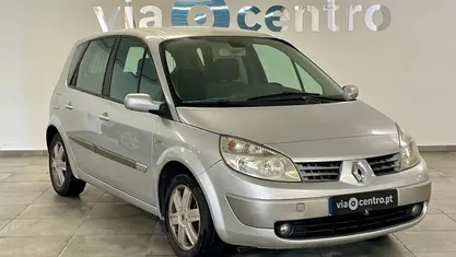 Cinza Usado 2005 Renault Scénic II Dynamique Monovolume | € 2.750 (Preço justo)