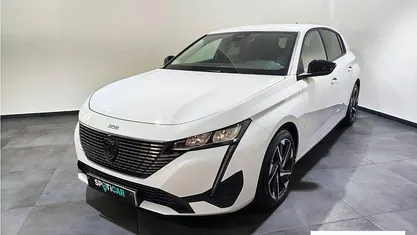 Cinzento Usado 2024 Peugeot 308 Allure Sedan | € 26.950 (Preço justo)