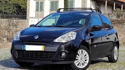 Preto Usado 2010 Renault Clio II | € 4.950 (Preço justo)