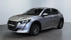 Cinza Usado 2021 Peugeot e-208 Style Citadino | € 15.500 (Bom preço)