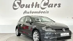 Cinzento Usado 2019 VW Golf VII Trendline | € 14.990 (Preço justo)