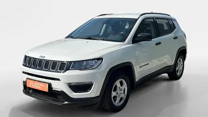 Branco Usado 2021 Jeep Compass Sport SUV | € 18.649 (Preço justo)