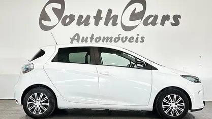 Branco Usado 2016 Renault Zoe Life Citadino | € 5.990 (Bom preço)