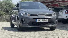 Cinzento Usado 2023 Kia Rio Cabrios | € 15.950 (Preço justo)
