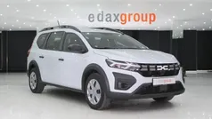 Branco Usado 2024 Dacia Jogger Essentiel Monovolume | € 19.990 (Preço justo)
