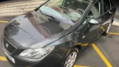 Cinzento Usado 2011 Seat Ibiza | € 7.900 (Preço justo)