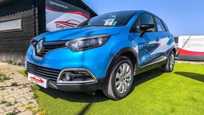 Usado Renault Captur 90 HP (66 kW) 2017 Azul SUV