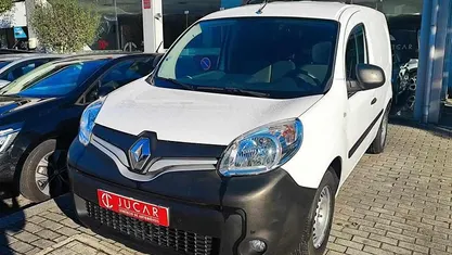 Usado Renault Kangoo Business 75 HP (55 kW) 2019 Branco Sedan
