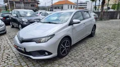 Cinzento Usado 2018 Toyota Auris | € 16.499 (Preço justo)