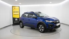 Azul Usado 2023 Dacia Sandero Expression Citadino | € 17.880 (Preço justo)