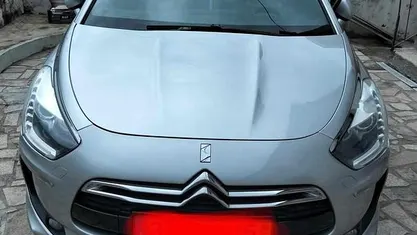 Usado Citroën DS5 200 HP (147 kW) 2013 Citadino