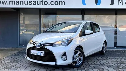 Usado Toyota Yaris Hybrid Active 100 HP (73 kW) 2015