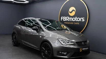 Cinzento Usado 2015 Seat Ibiza FR Coupé | € 9.990 (Preço justo)