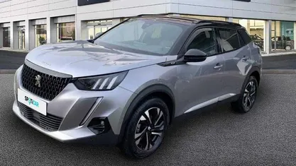 Usado Peugeot 2008 GT 130 HP (95 kW) 2022 SUV