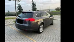 Cinzento Usado 2011 Opel Insignia Sedan | € 6.500 (Preço justo)