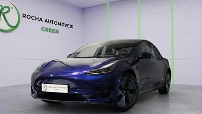 Usado 2021 Tesla Model 3 Standard Range Plus Sedan | € 28.999 (Preço justo)