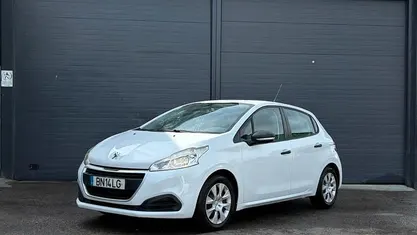 Usado Peugeot 208 82 HP (60 kW) 2018 Branco Citadino