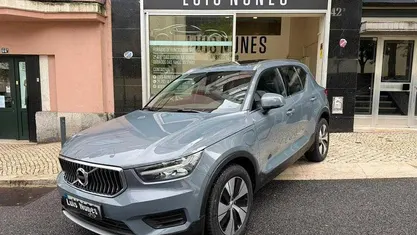 Usado Volvo XC40 262 HP (192 kW) 2021 Cinzento SUV