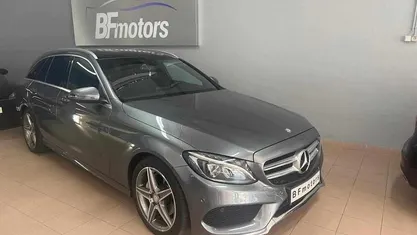 Cinzento Usado 2016 Mercedes C220 AMG line Carrinha | € 23.490 (Preço justo)