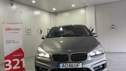 Cinzento Usado 2015 BMW 220 Carrinha | € 20.900 (Preço justo)