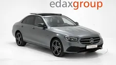 Cinza Usado 2020 Mercedes E300 Avantgarde Sedan | € 36.990 (Bom preço)