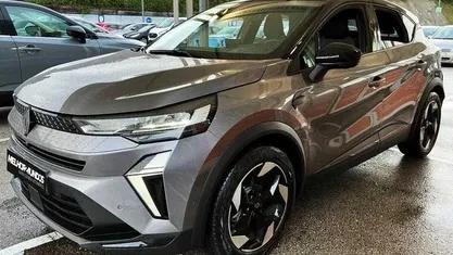 Usado 2024 Renault Captur SUV | € 25.990 (Preço justo)