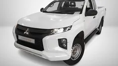 Branco Usado 2020 Mitsubishi L200 Invite Pickup | € 26.990 (Bom preço)