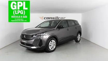 Usado 2022 Peugeot 5008 Allure Monovolume | € 24.980 (Preço justo)