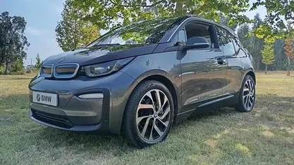 Cinzento Usado 2019 BMW i3 Citadino | € 17.000 (Preço justo)