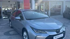 Cinza Usado 2022 Toyota Corolla Comfort Sedan | € 23.500 (Preço justo)