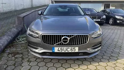 Cinzento Usado 2018 Volvo V90 Carrinha | € 25.750 (Preço justo)