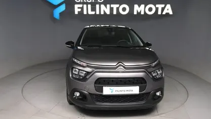 Cinzento Usado 2024 Citroën C3 PureTech Citadino | € 18.090 (Preço justo)