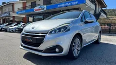 Usado 2018 Peugeot 208 Style Citadino | € 10.990 (Preço justo)