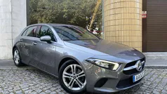 Cinza Usado 2020 Mercedes A160 Style | € 21.900 (Super Preço)